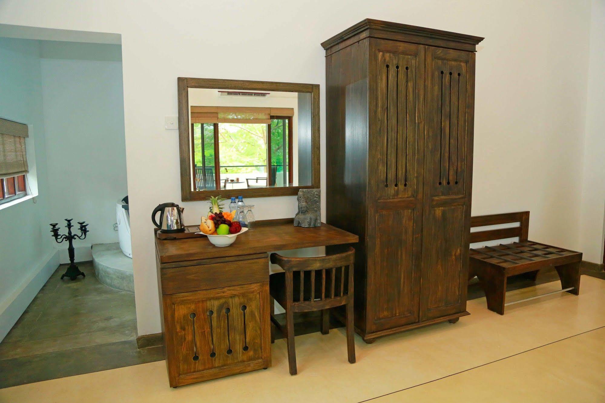Tranquil Negombo Boutique Hotell Eksteriør bilde