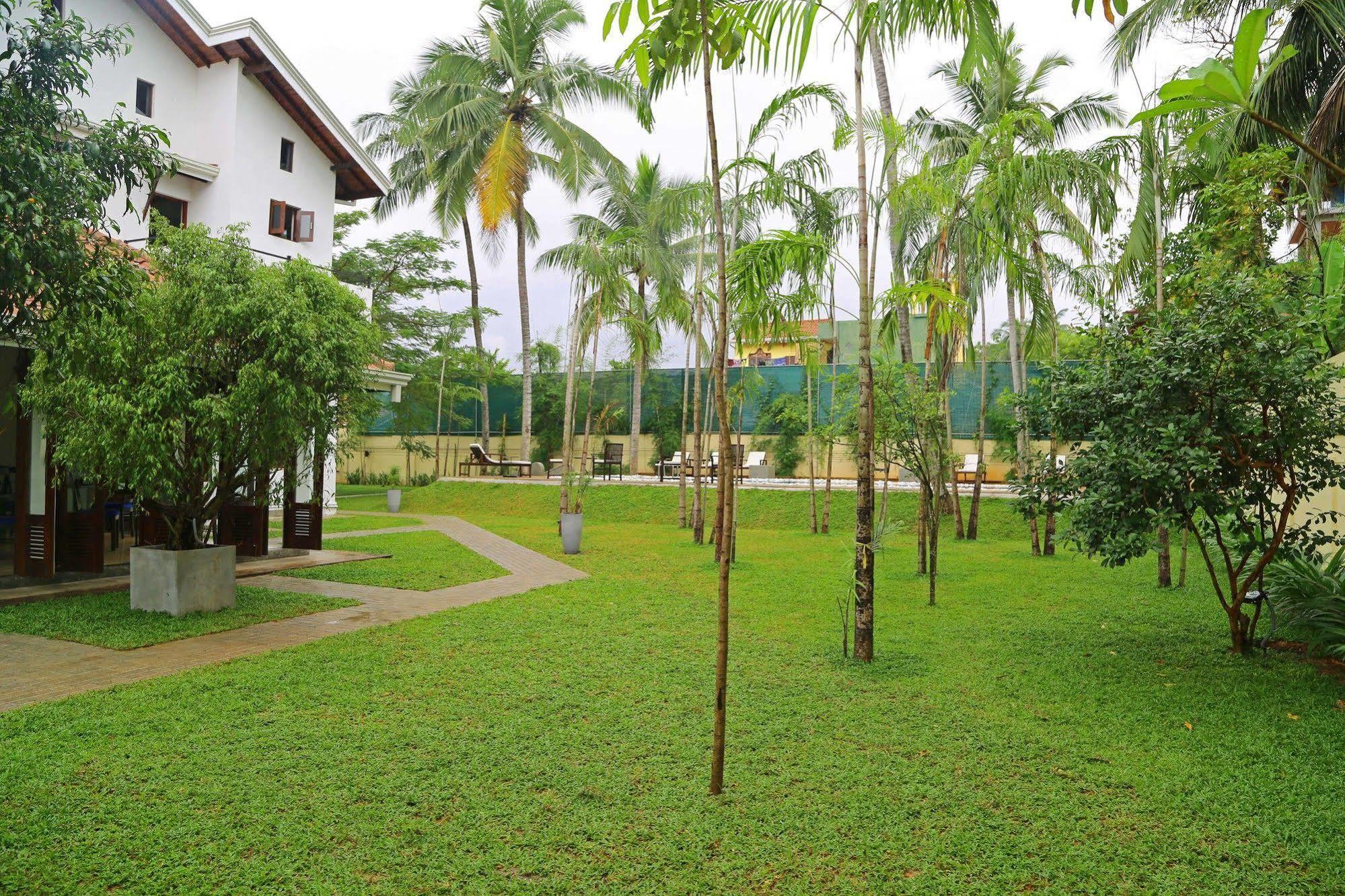 Tranquil Negombo Boutique Hotell Eksteriør bilde